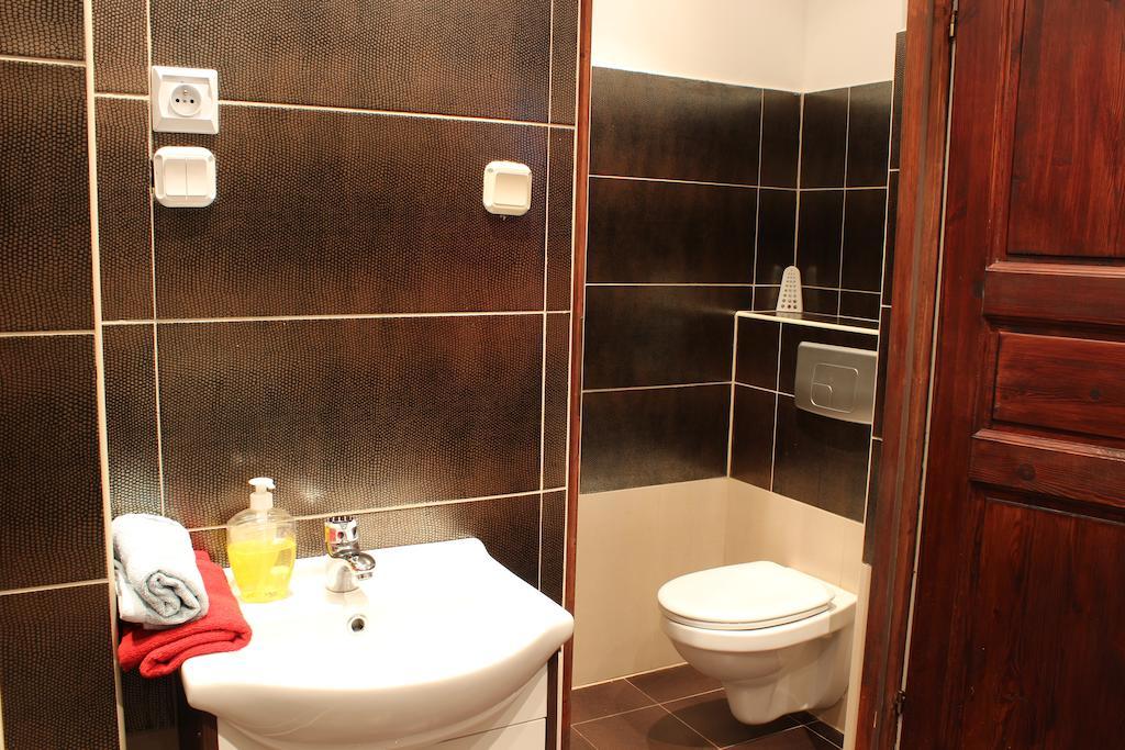 Pensjonat Agroturystyczny Pod Modrzewiem Bed & Breakfast Florczaki ภายนอก รูปภาพ