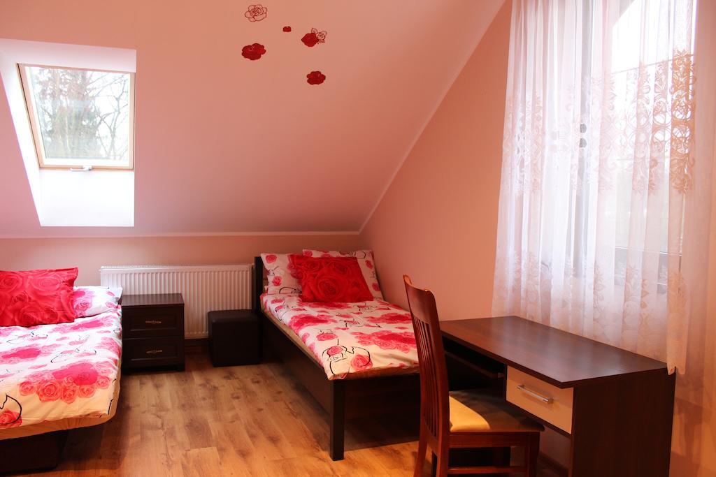 Pensjonat Agroturystyczny Pod Modrzewiem Bed & Breakfast Florczaki ห้อง รูปภาพ